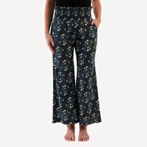 Kate Quinn Black Tiny Chamomile Gaucho Pants